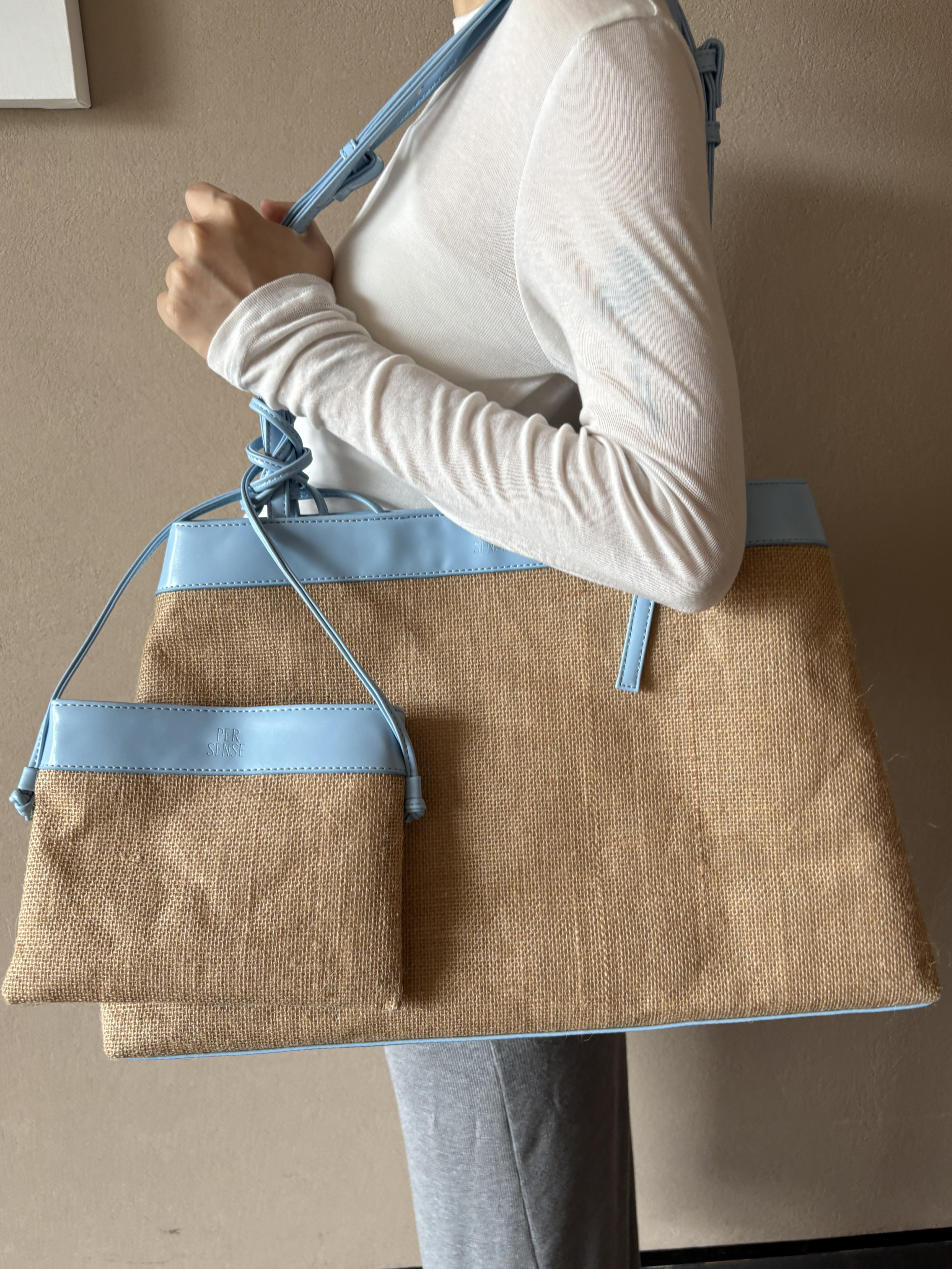 The Resort Jute Tote XL - Freshwater Blue (Glossy Edition)